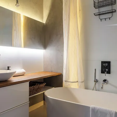 Rentplanet - Odra Tower Apartment